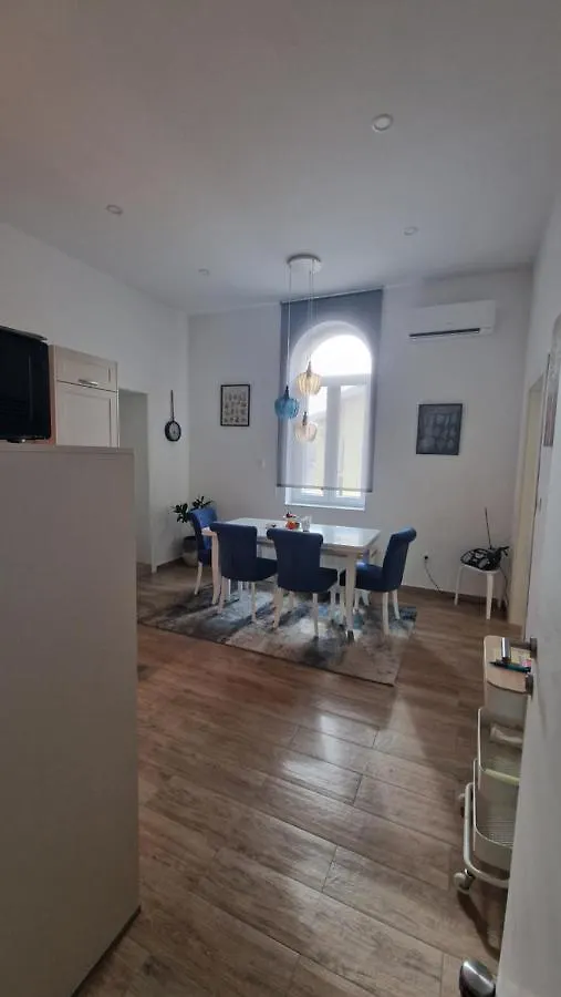 Chika Apartment Rijeka